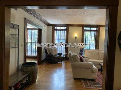 Brookline Apartment for rent 4 Bedrooms 3 Baths  Beaconsfield - $6,960