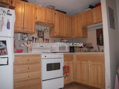 Brookline Apartment for rent 2 Bedrooms 1 Bath  Coolidge Corner - $3,075 No Fee