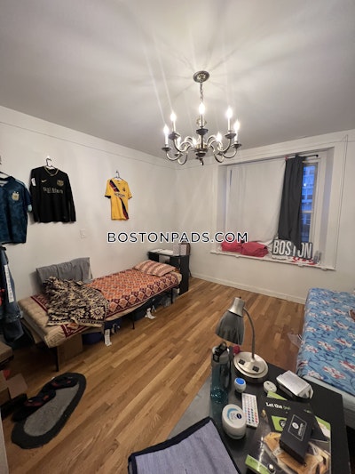 Mission Hill 3 Beds 2 Baths Boston - $4,600