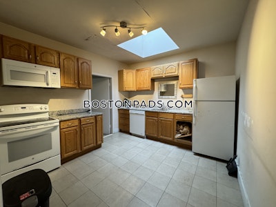 Allston 2 Beds 1 Bath Boston - $2,800