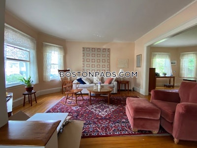 Somerville 5 Bed 2.5 Bath SOMERVILLE  Tufts - $7,800