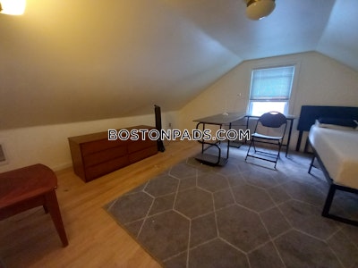 Brighton 8 Bed, 4 Bath Unit Boston - $8,500