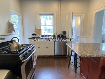 Somerville 5 Beds Tufts  Tufts - $6,250