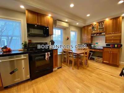 Brookline 3 Beds 2 Baths  Washington Square - $5,500