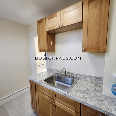 Jamaica Plain 3 Beds 1 Bath Boston - $3,350