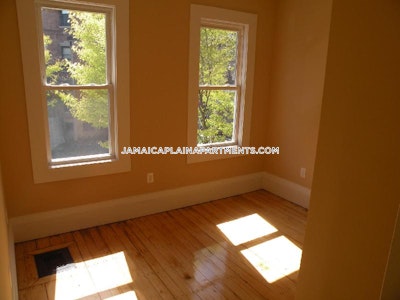 Jamaica Plain Apartment for rent 3 Bedrooms 1 Bath Boston - $3,675 50% Fee