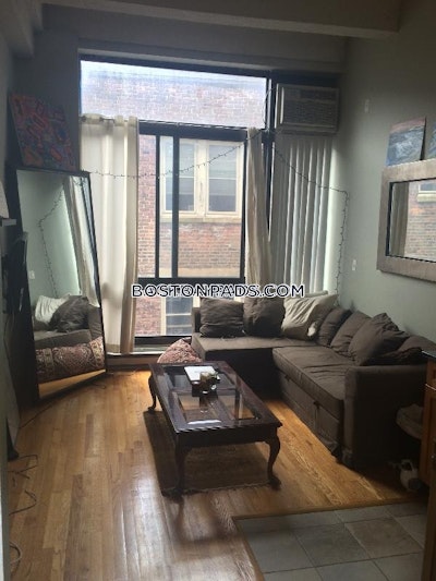 Back Bay 1 Bed 1 Bath Boston - $2,850