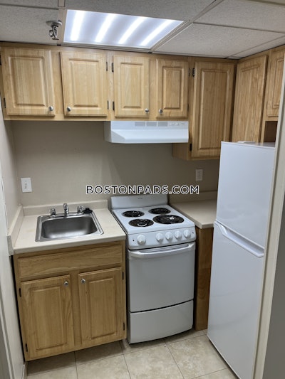 Chinatown Apartment for rent Studio 1 Bath Boston - $2,500